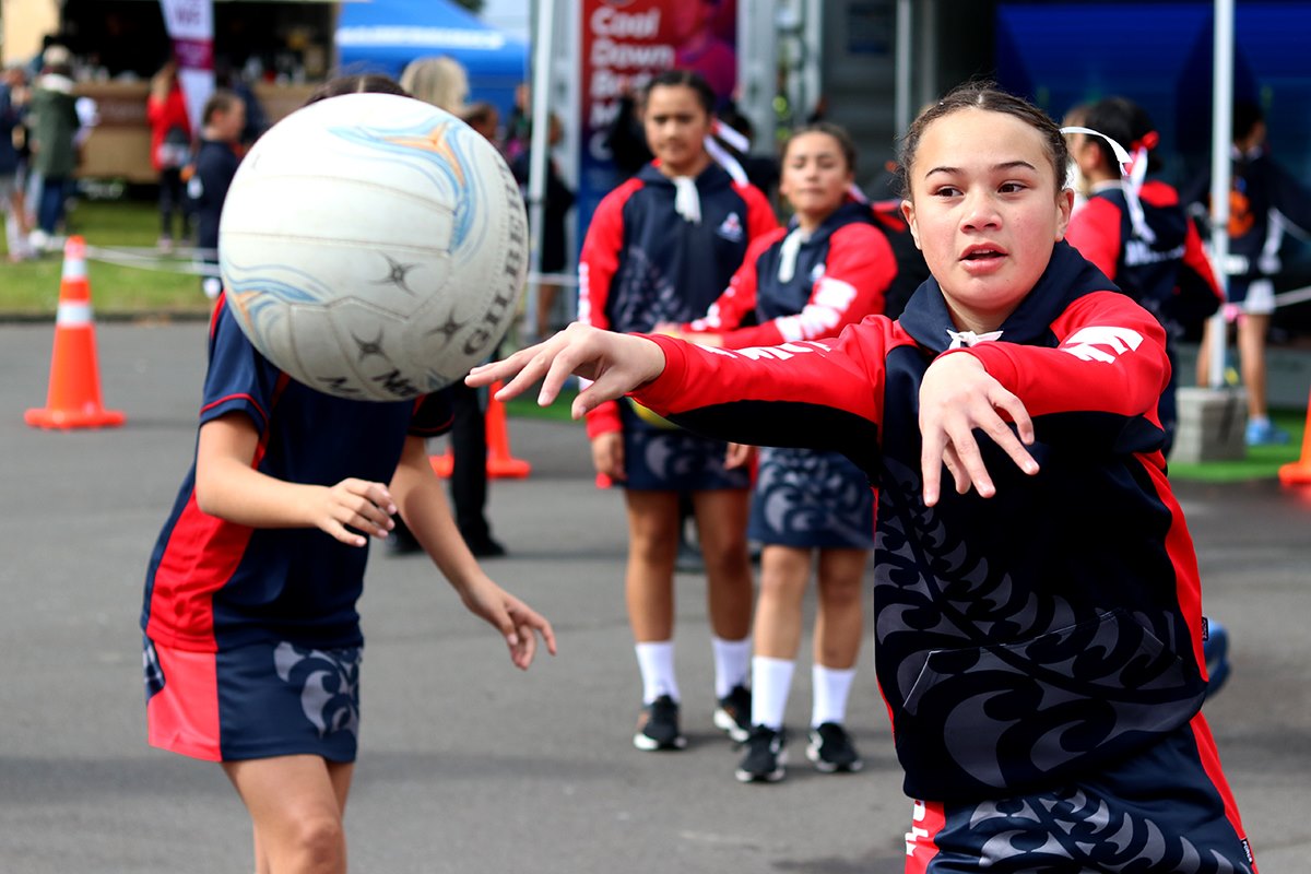 AIMS 2019 netballer Kids at the AIMS Games 2019